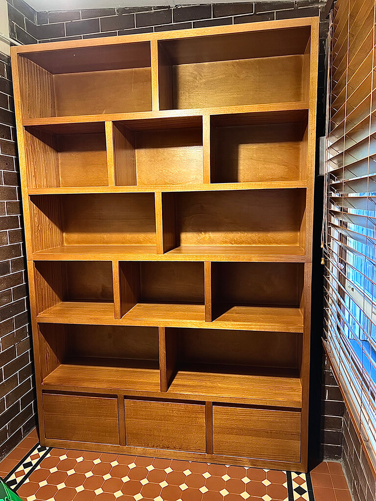 Tassie Oak Bookshelf